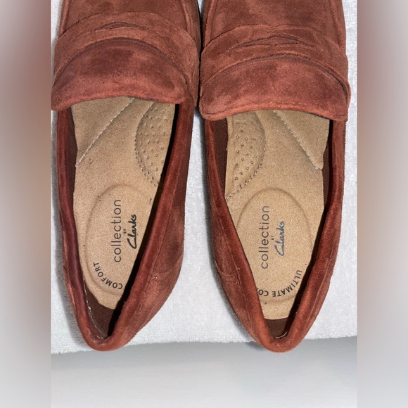 Clarks Trish Rose Suede Comfort Loafer in Mahogany - Picture 4 of 6